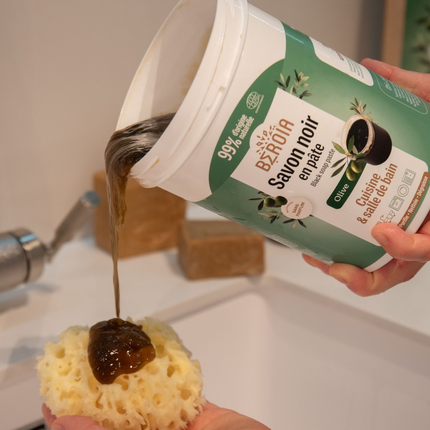 Savon noir en pâte à l'huile d'olive - Nettoyant multiusage - 1 kg